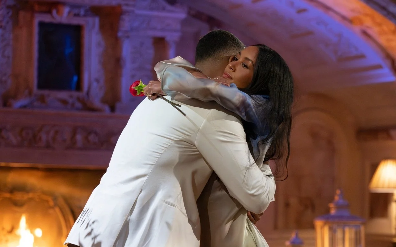 'The Bachelor' Runner-Up Litia Garr Still Keeps Grant Ellis' Journal After Split