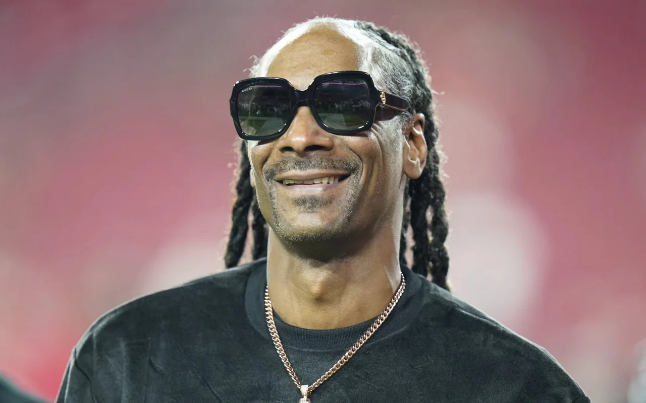 Snoop Dogg Announces Star-Studded Gospel Comeback, Dedicates Album to Late Mom