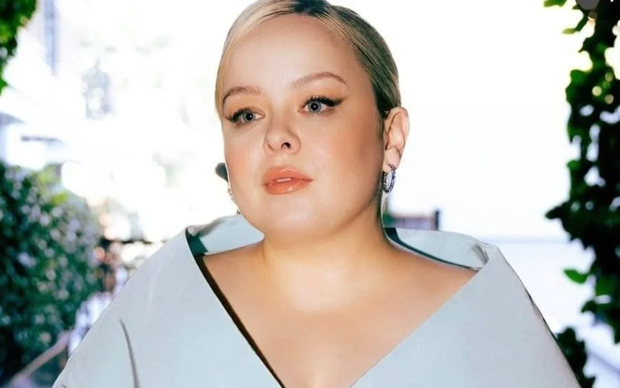 'Bridgerton' Star Nicola Coughlan Drags J.K. Rowling and 'Harry Potter' Show