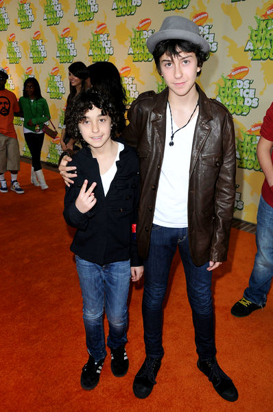 Alex Wolff, Nat Wolff<br>Nickelodeon's 2009 Kids' Choice Awards - Arrivals