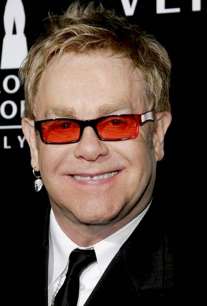 Elton John<br>Gianni and Donatella Versace Receive The Rodeo Drive Walk of Style Award