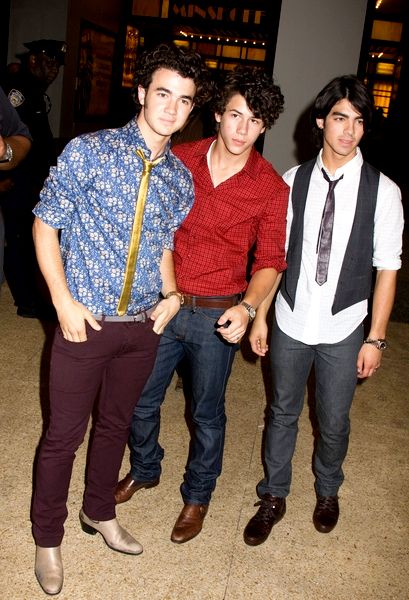 Jonas Brothers<br>MTV's TRL Taping - August 12, 2008 - Departures
