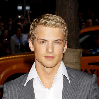Freddie Stroma in "Harry Potter and the Half-Blood Prince" New York City Premiere - Arrivals