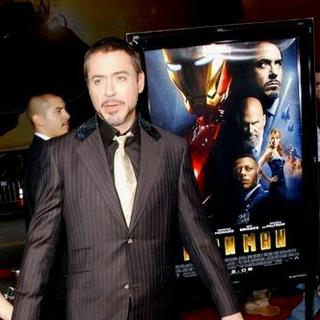 Robert Downey Jr. in "Iron Man" Los Angeles Premiere - Arrivals