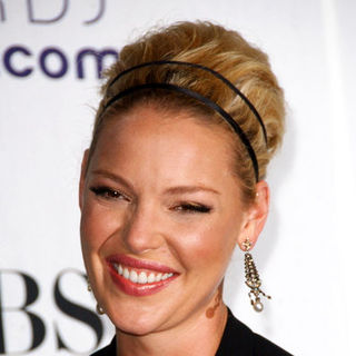 Katherine Heigl in 35th Annual People's Choice Awards - Press Room