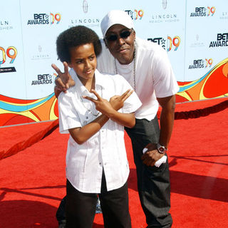 Arsenio Hall; in 2009 BET Awards - Arrivals