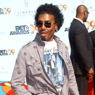 2009 BET Awards - Arrivals