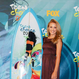 Emily Osment in 2009 Teen Choice Awards - Press Room