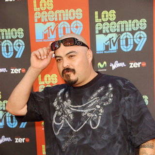 2009 MTV Latin VMAs - Arrivals
