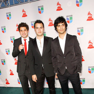 Reik in The 10th Annual Latin GRAMMY Awards - Arrivals