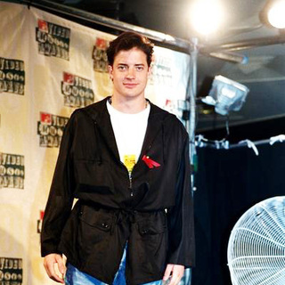 Brendan Fraser; in 1994 MTV Video Music Awards