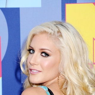 Heidi Montag; in 2008 MTV Video Music Awards - Arrivals