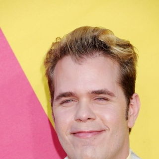 Perez Hilton; in 2008 MTV Video Music Awards - Arrivals
