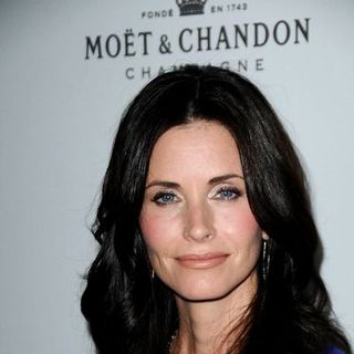 Courteney Cox in ELLE Magazine's 15th Annual Women in Hollywood Tribute - Arrivals