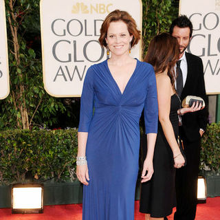 Sigourney Weaver in 66th Annual Golden Globes - Arrivals