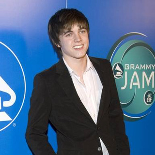 2nd Annual Grammy Jam Hosted by The Recording Academy and Entertainment Industry Foundation - Arriva