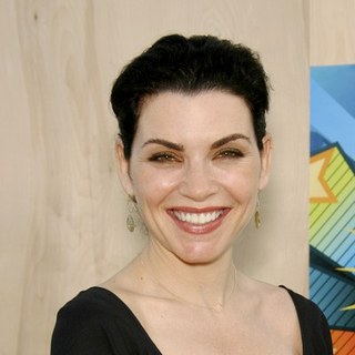 Julianna Margulies in FOX TCA All Star Party at the Pier