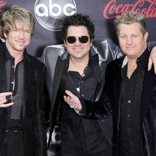 2007 American Music Awards - Red Carpet