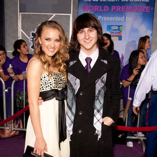 Emily Osment, Mitchel Musso in "Jonas Brothers: The 3D Concert Experience" World Premiere - Arrivals