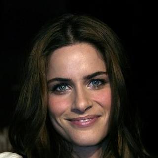 Amanda Peet; in The Wedding Date Los Angeles Premiere
