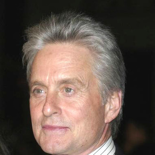 Michael Douglas; in Ocean's Twelve Los Angeles Premiere - Arrivals