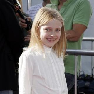 Dakota Fanning; in Dreamer Los Angeles Premiere - Arrivals