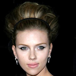 Scarlett Johansson in The Black Dahlia Los Angeles Premiere