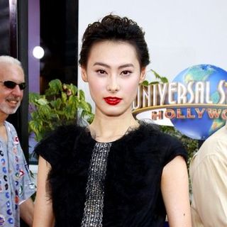 Isabella Leong; in "The Mummy: Tomb of the Dragon Emperor" American Premiere - Arrivals