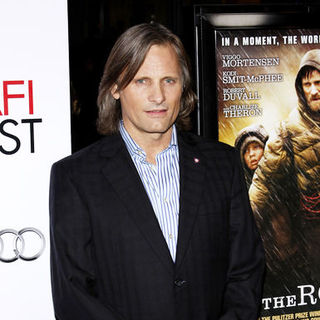 Viggo Mortensen; in AFI FEST 2009 - "The Road" Premiere - Arrivals