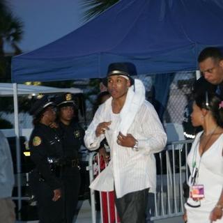 LL Cool J in MTV VMA 2004 Red Carpet