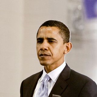 Barack Obama; in Barack Obama Campaigning at Del Sol High School in Las Vegas - January 11, 2008