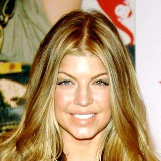 Fergie Launches 'Fergie for Kipling' Handbag Collection at Macy's in New York