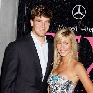 Eli Manning, Abby McGrew in "Sex and the City: The Movie" New York City Premiere - Arrivals