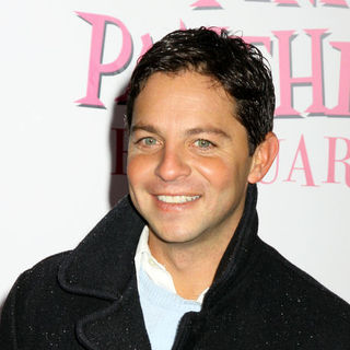 Scott Neustadter in "The Pink Panther 2" New York Premiere - Arrivals