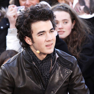 Kevin Jonas in The CBS Early Show - February 14, 2009 - Show