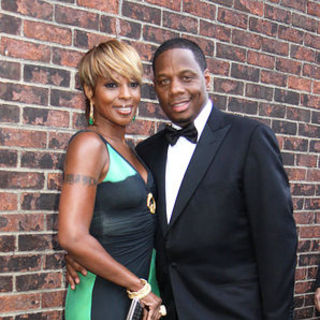 Mary J. Blige, Kendu Isaacs in 37th Annual FIFI Awards - Arrivals