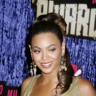 Beyonce Knowles in 2007 MTV Video Music Awards - Red Carpet