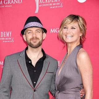 Sugarland in 44th Annual Academy Of Country Music Awards - Arrivals