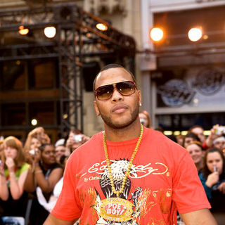Flo Rida in The 19th Annual MuchMusic Video Awards - Arrivals