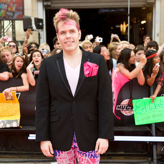 Perez Hilton; in 2009 MuchMusic Video Awards - Red Carpet Arrivals