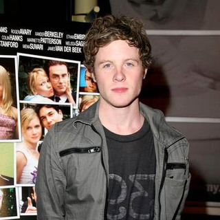 Standing Still Los Angeles Premiere - Arrivals