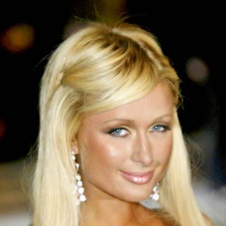Paris Hilton in 2004 Vanity Fair Oscar Party