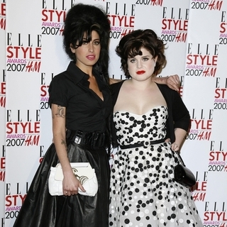 Amy Winehouse, Kelly Osbourne in 2007 ELLE Style Awards in London