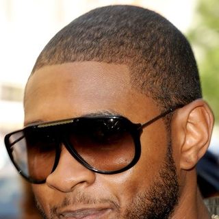 Usher Departing the Jo Whiley Show at BBC Radio 1 in London on May 8, 2008