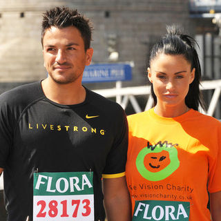 Katie Price, Peter Andre in Flora London Marathon on the River Thames on April 24, 2009