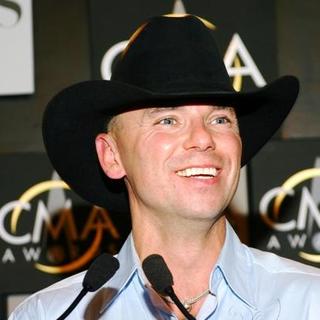 Kenny Chesney in 38th Annual Country Music Awards Press Room