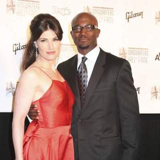 Taye Diggs, Idina Menzel in 38th Annual Songwriters Hall of Fame Ceremony - Arrivals