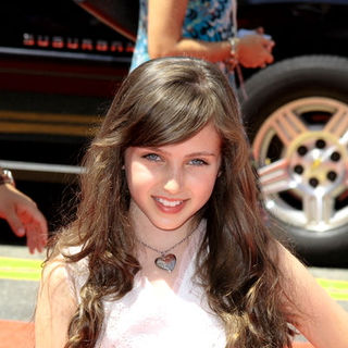 Ryan Newman; in "G-Force" World Premiere - Arrivals