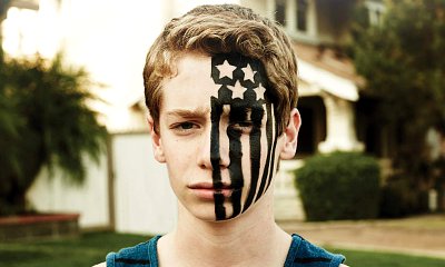 Fall Out Boy Earns Third No. 1 Album on Billboard 200 With 'American Beauty'