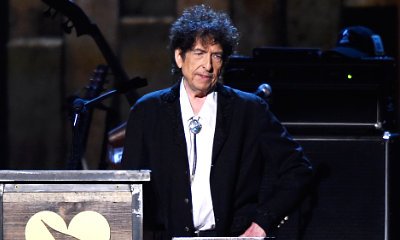 Bob Dylan Takes a Jab at His Critics During Speech at MusiCares Tribute